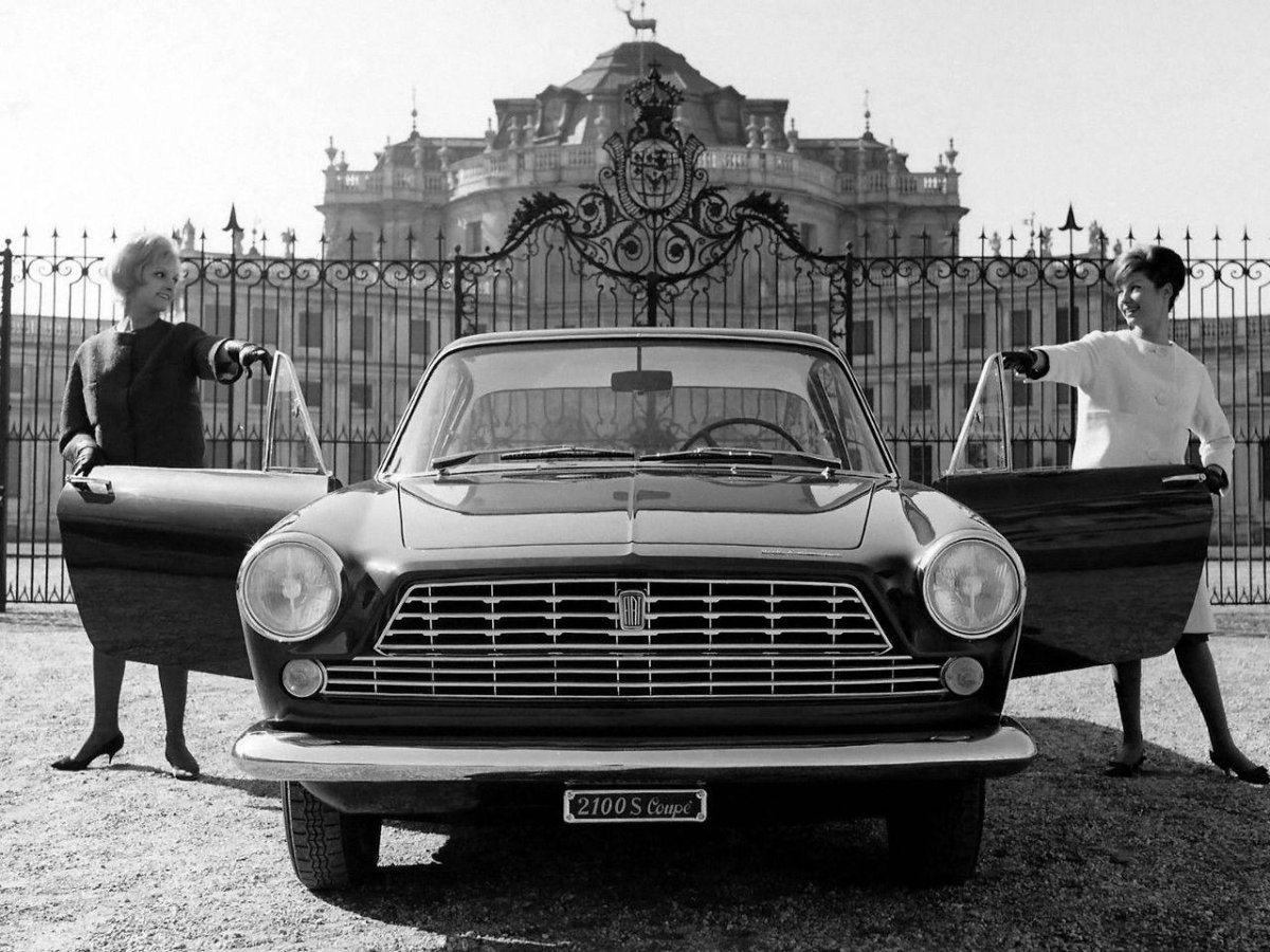 Fiat 2100