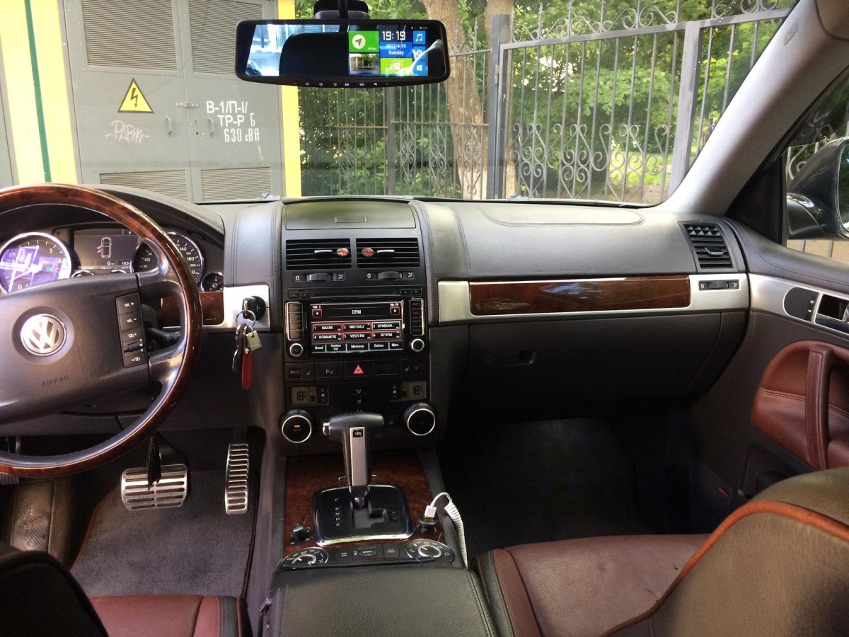 Volkswagen Touareg 2008 салон