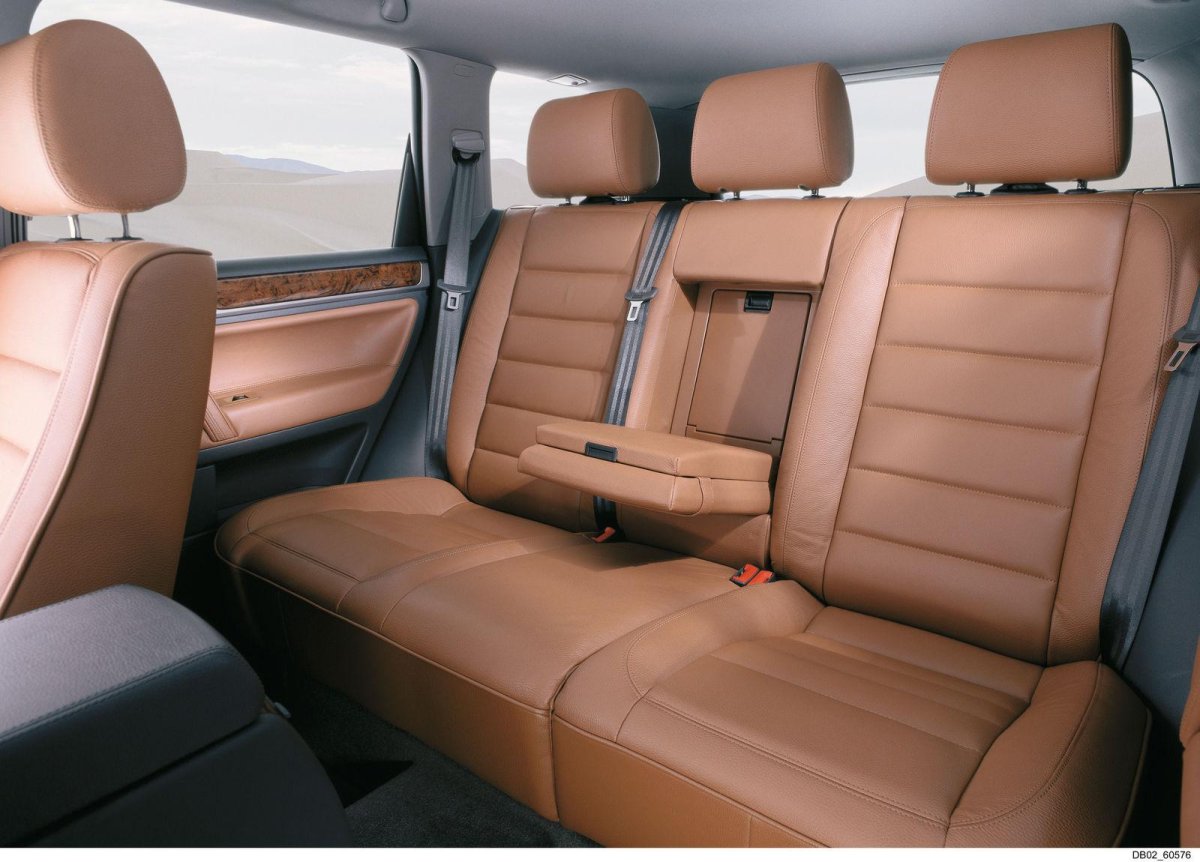 Volkswagen Touareg 1 салон
