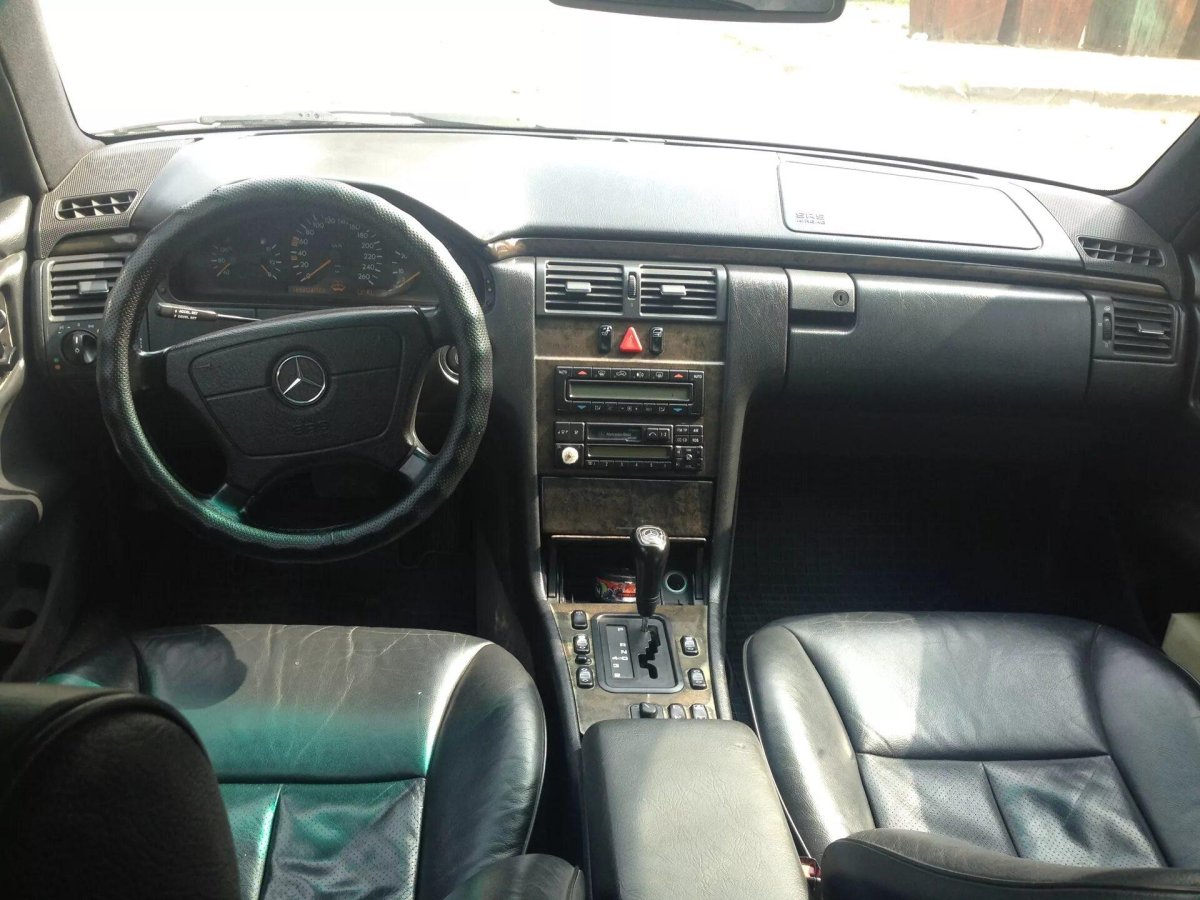 Мерседес w210 Авангард салон