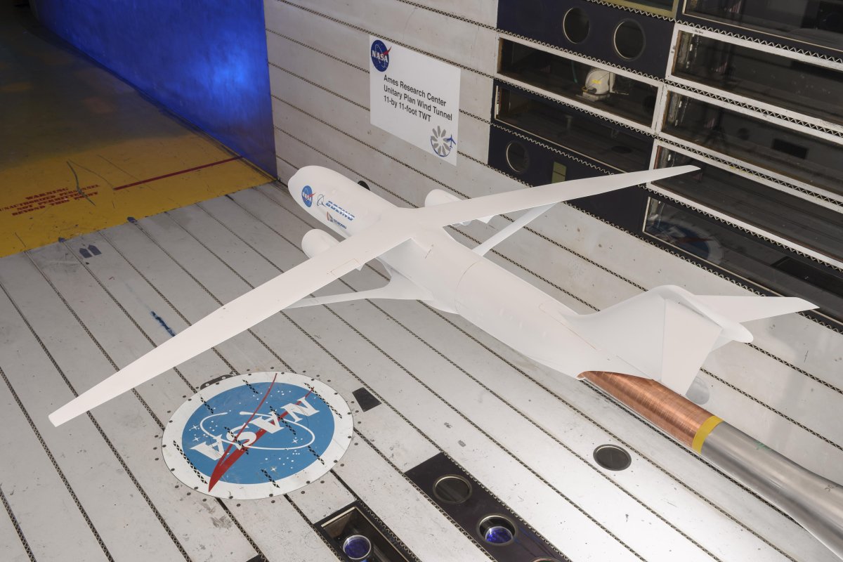 Подкосное крыло