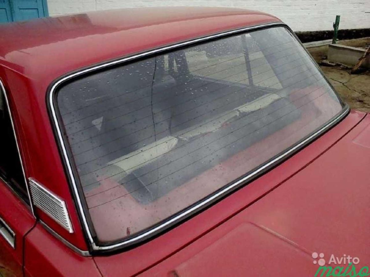 Заднее стекло ВАЗ 2106