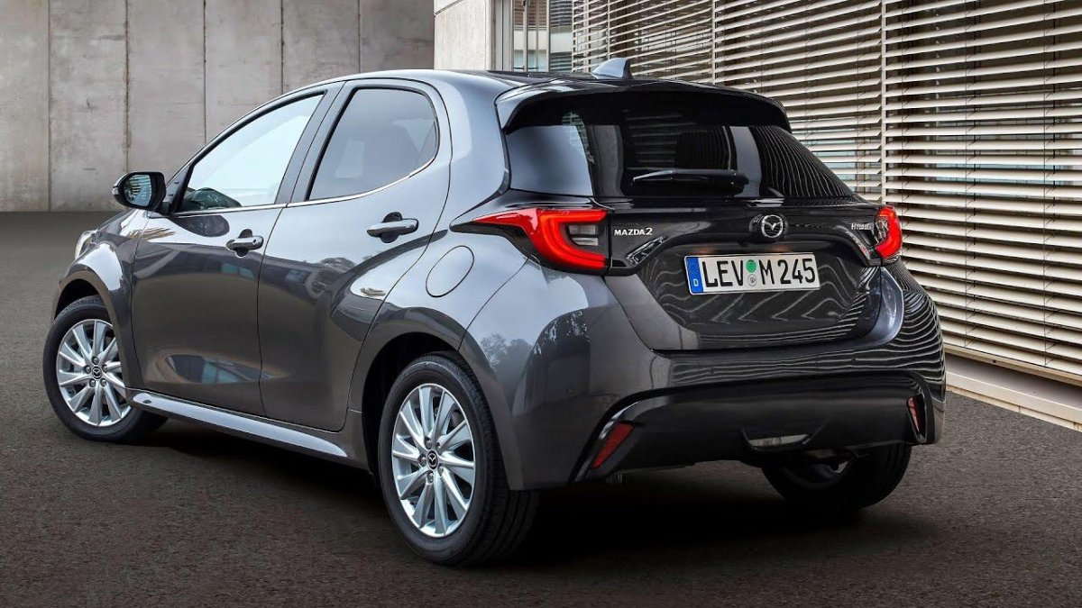 Mazda 2 Hybrid