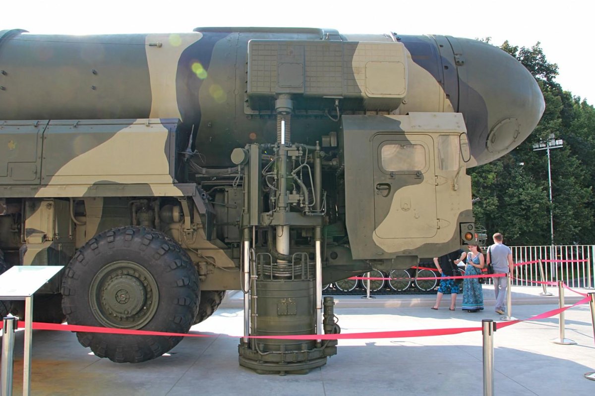 МАЗ 7917 двигатель