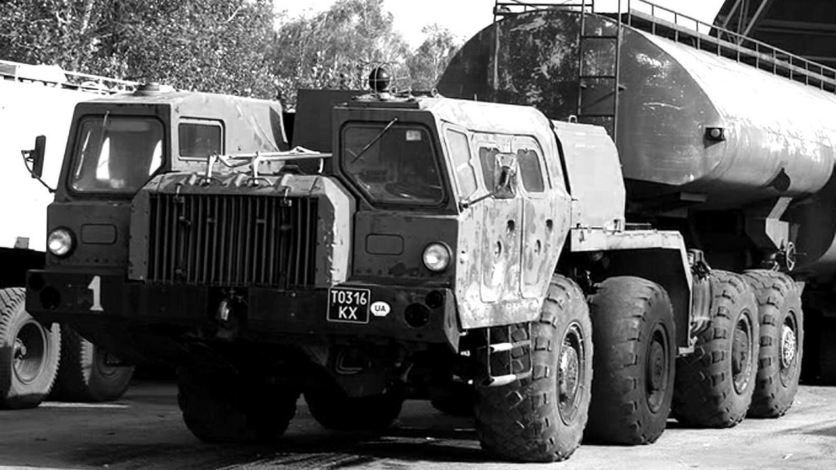 Седельный тягач МАЗ 74103