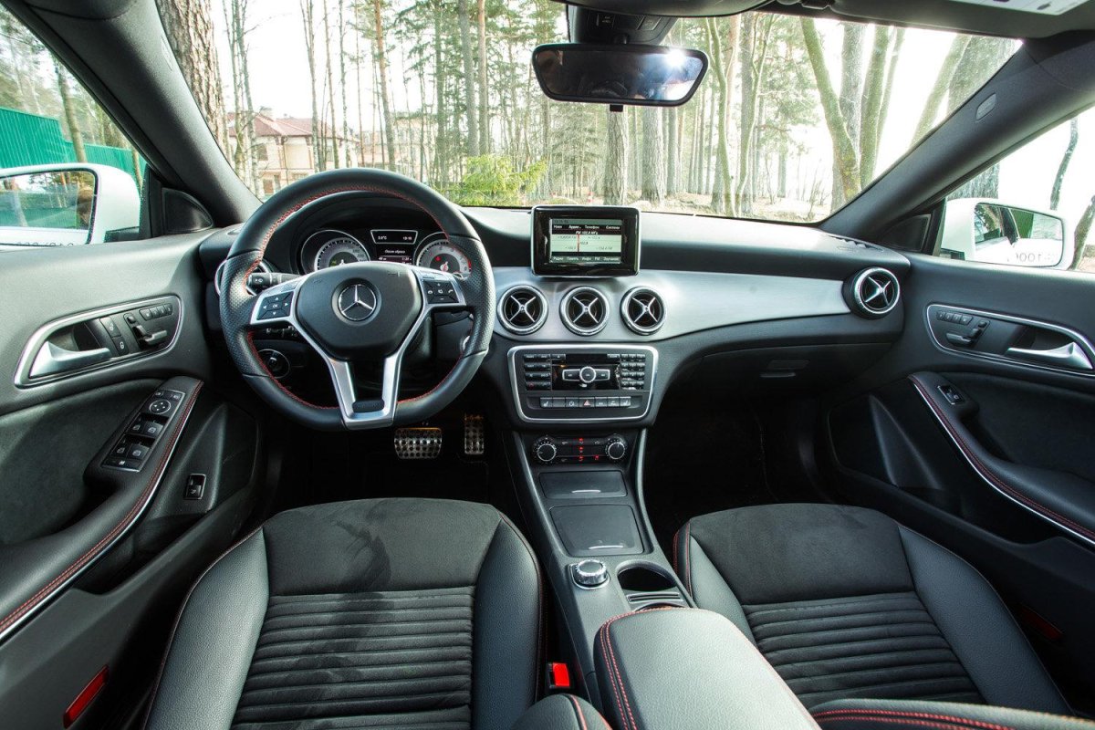 Мерседес CLA 250 салон