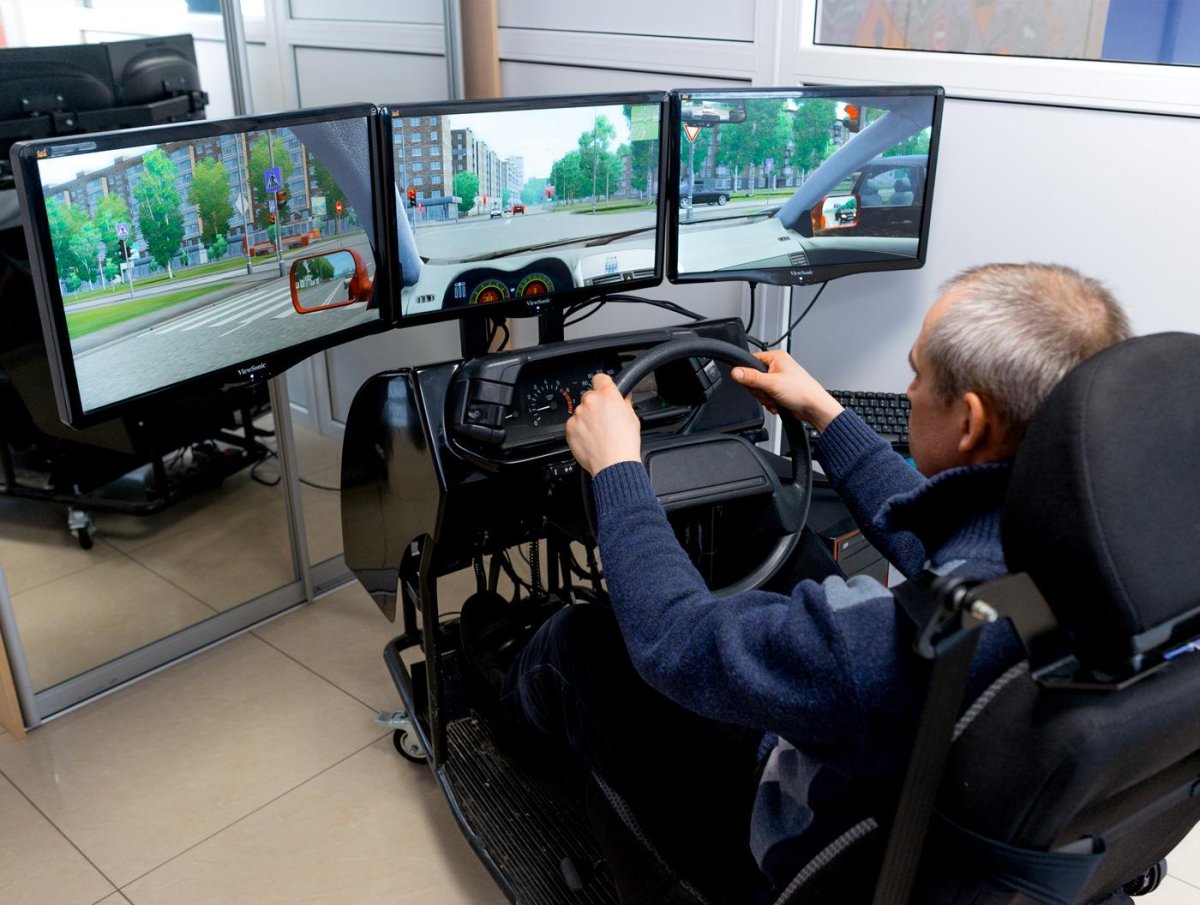 Автотренажер для автошколы