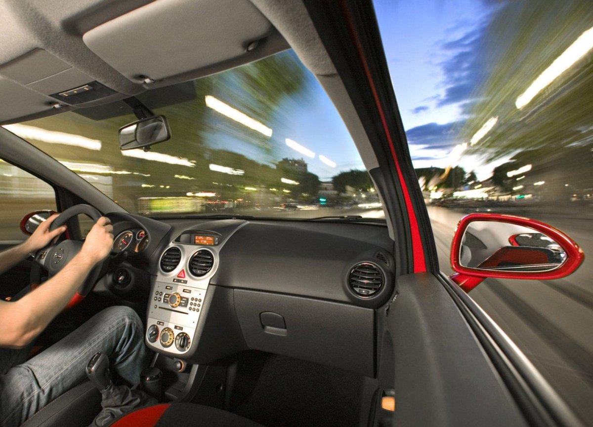 Учебная машина внутри