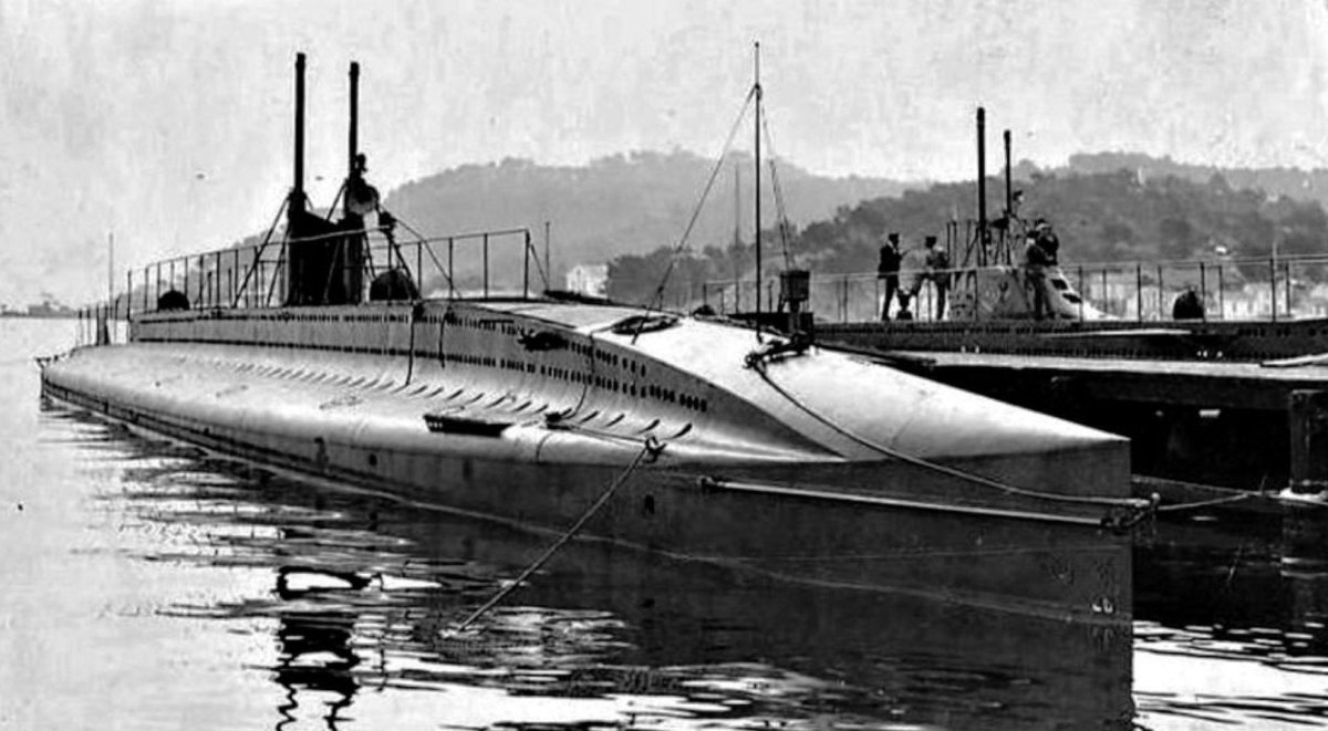 Подводная лодка Дельфин 1904