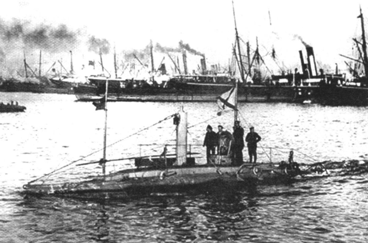 Указом императора Николая II созданы подводные силы российского флота