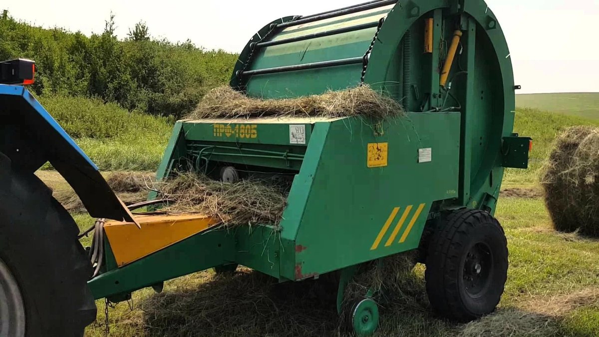 Пресс подборщик рулонный ПРФ 180