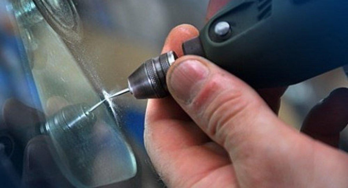 Починка трещин на лобовом стекле