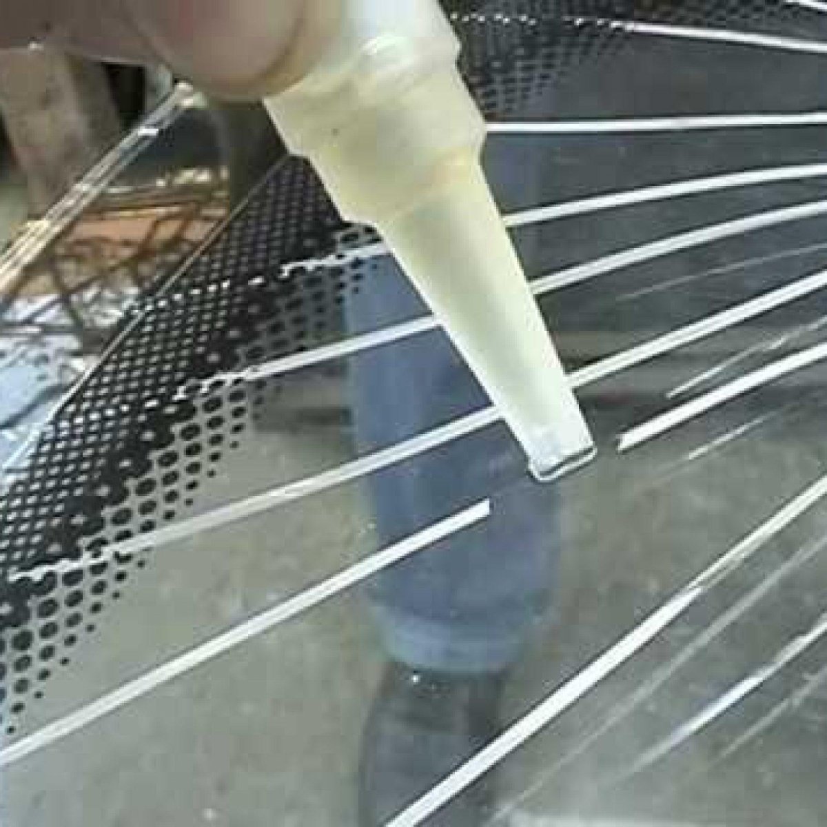 Клей для трещин зеркал