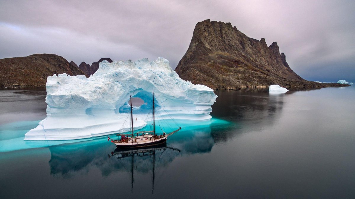 Фьорд Скорсби в Гренландии