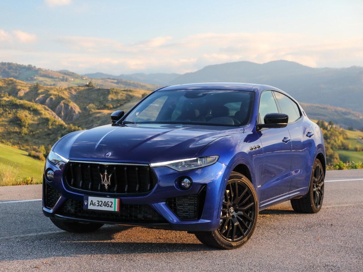 Мазерати Леванте 2021
