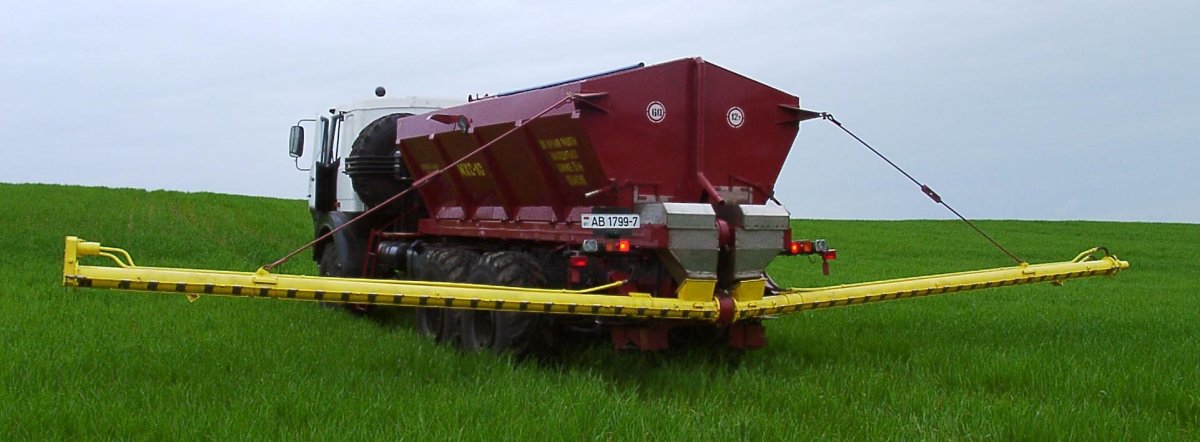 Машина химизации самоходная МХС-10