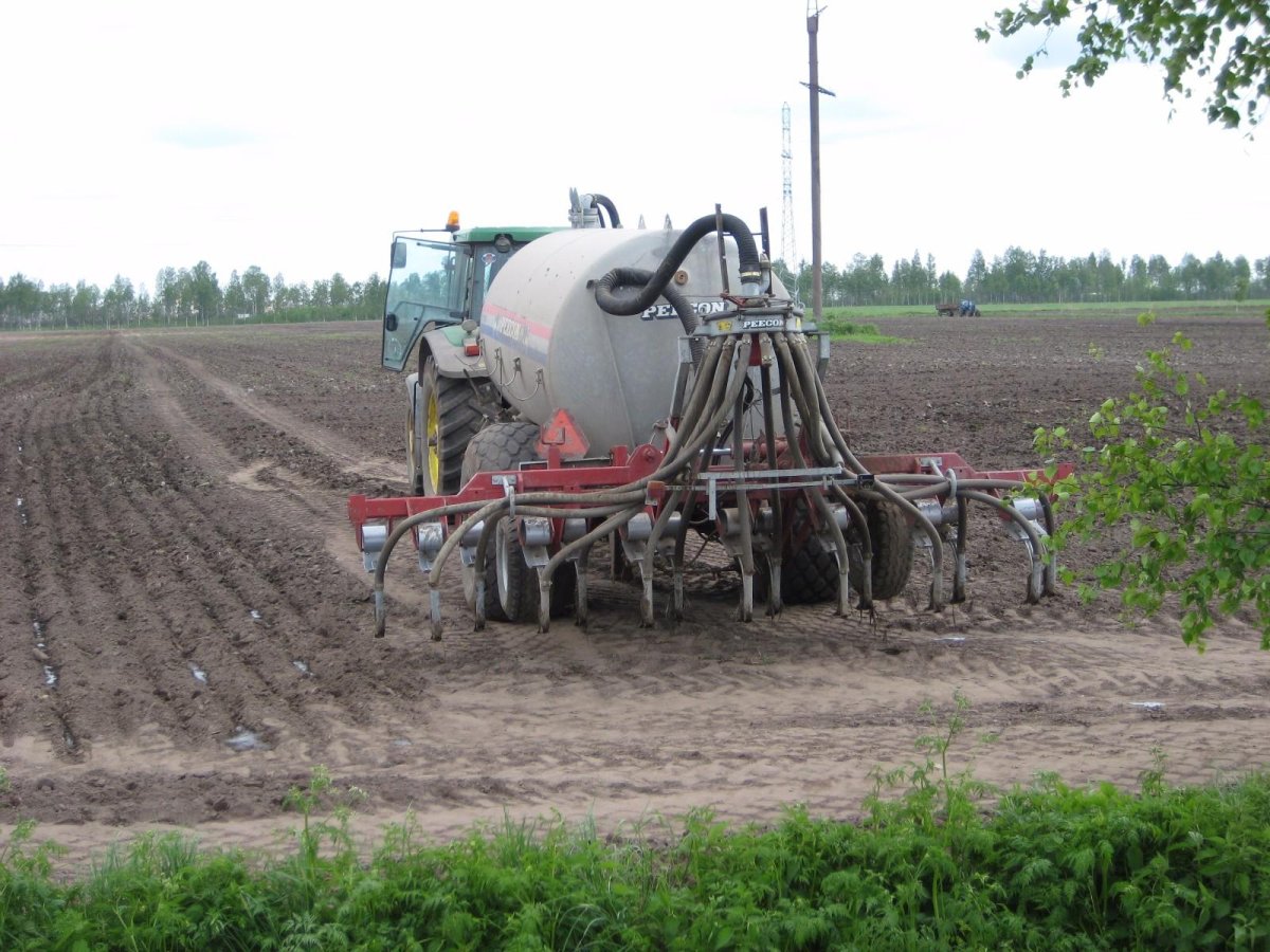Внутрипочвенное внесение органических удобрений