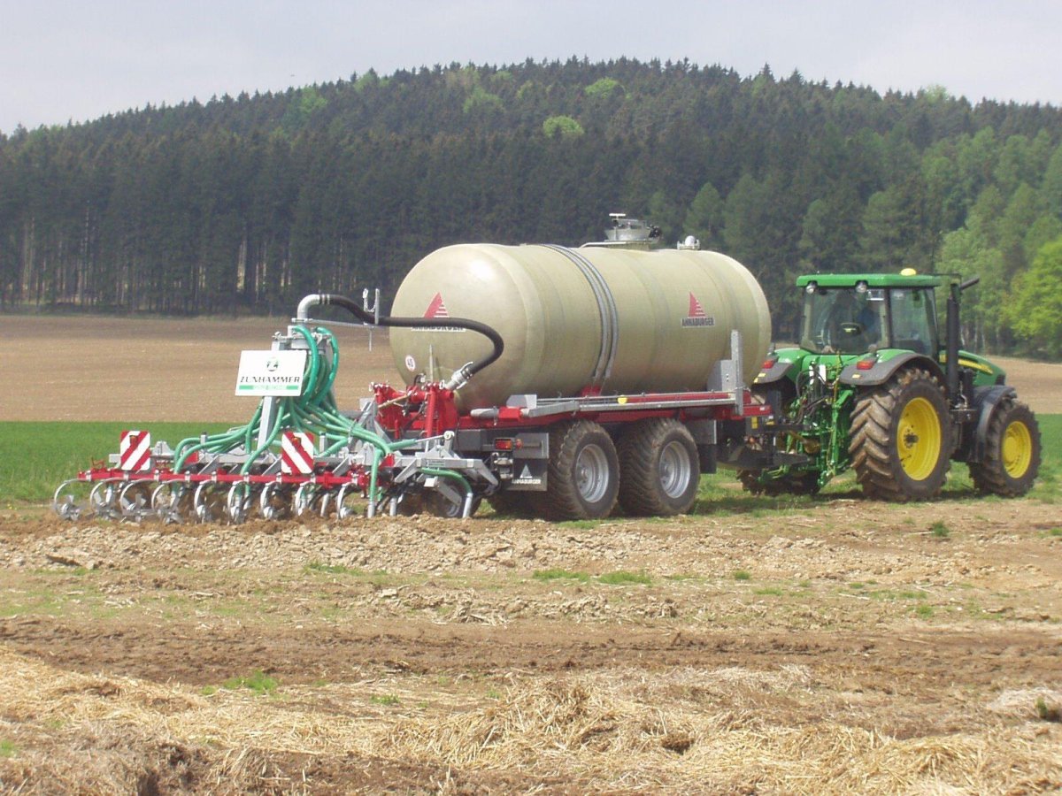 Разбрасыватель жидких удобрений