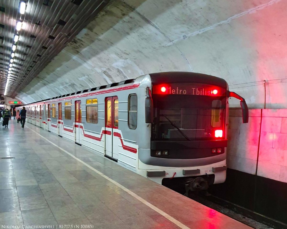 81-717м Ереван