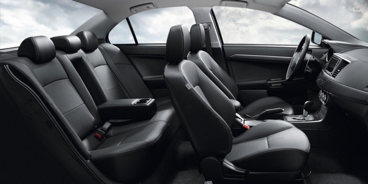 Lancer 10 салон