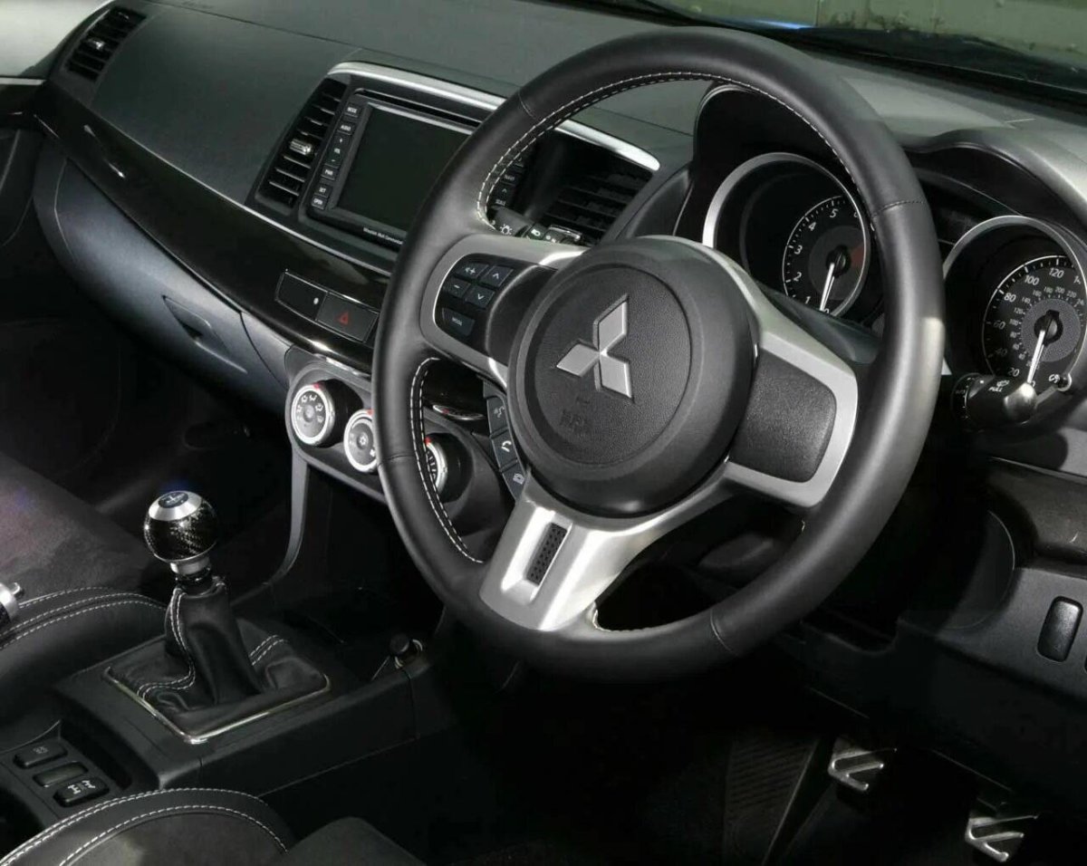 Mitsubishi Lancer EVO X FQ 400