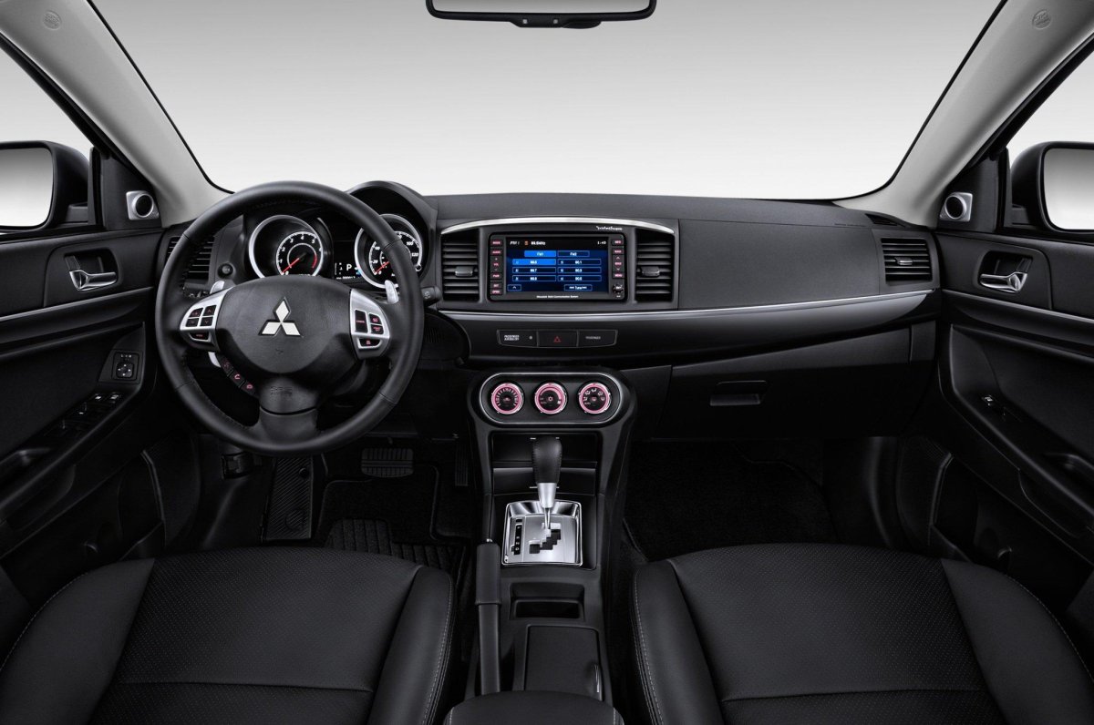 Митсубиши Лансер 2014