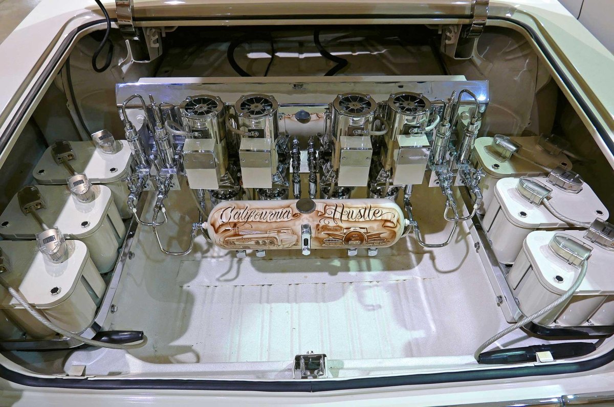 Лоурайдер багажник