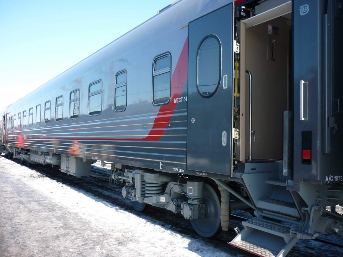 61-4447 Вагон пассажирский купейный