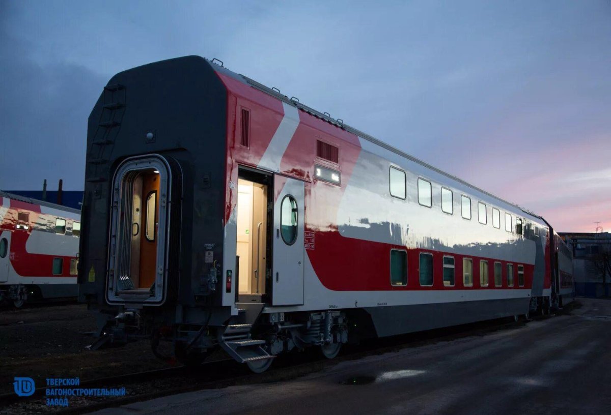 Двухэтажный вагон ТВЗ