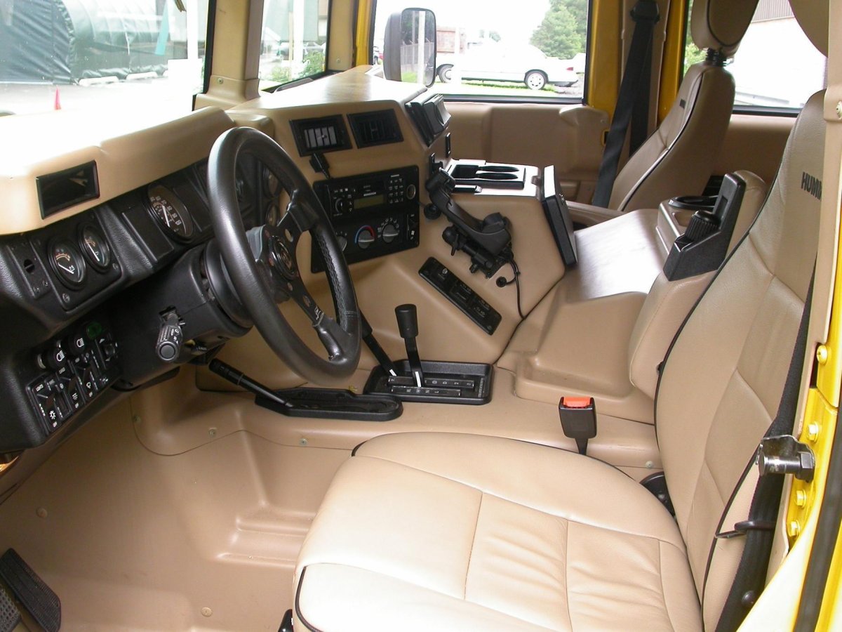 Hummer h1 Interior