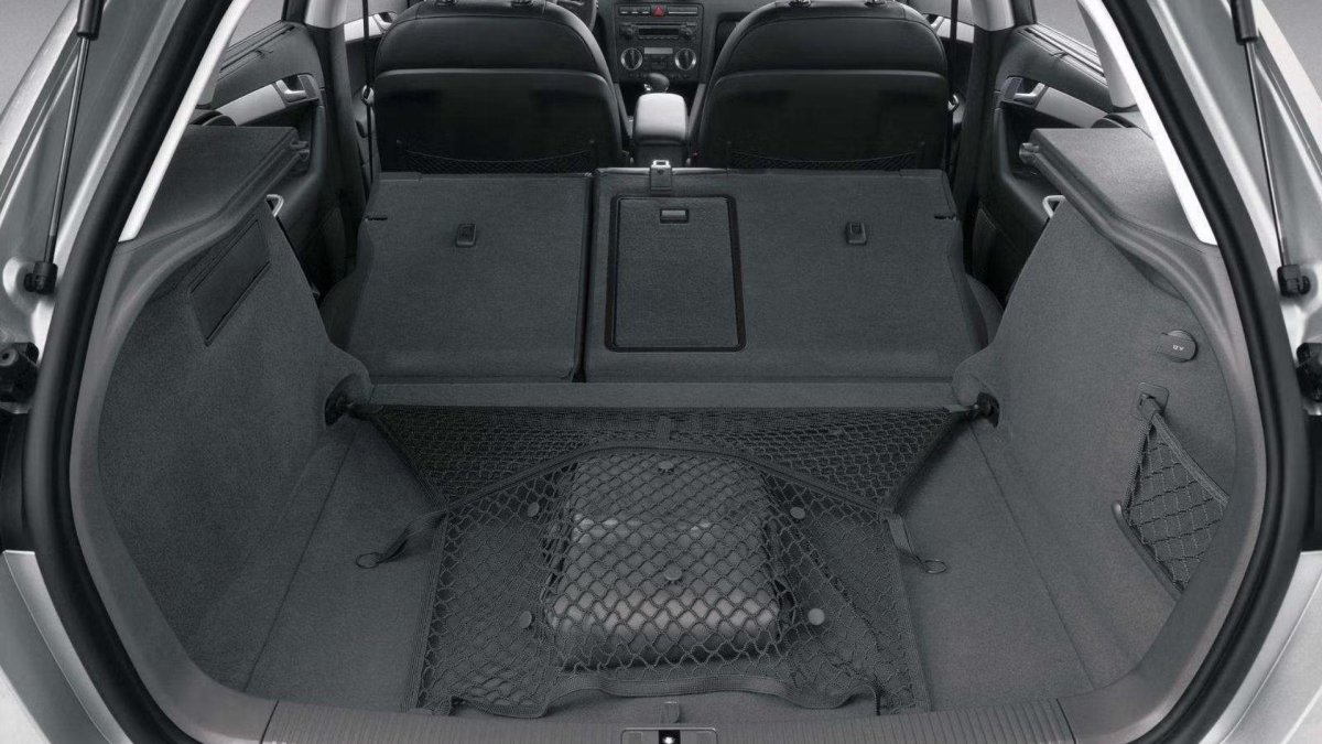 Audi a3 2008 багажник