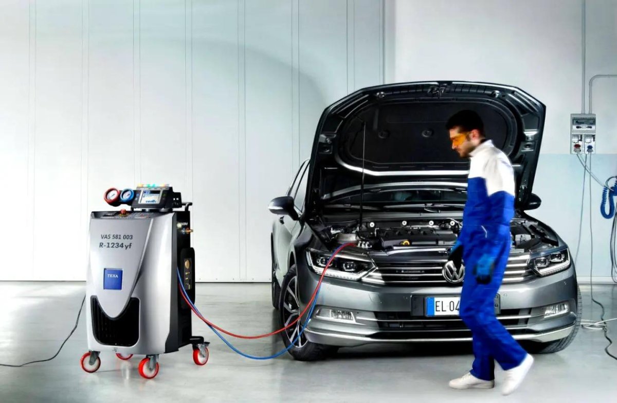 Заправщик кондиционеров авто