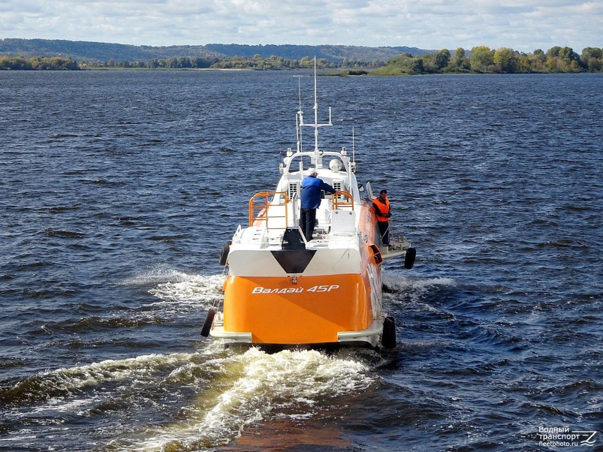 Катер Валдай 45р