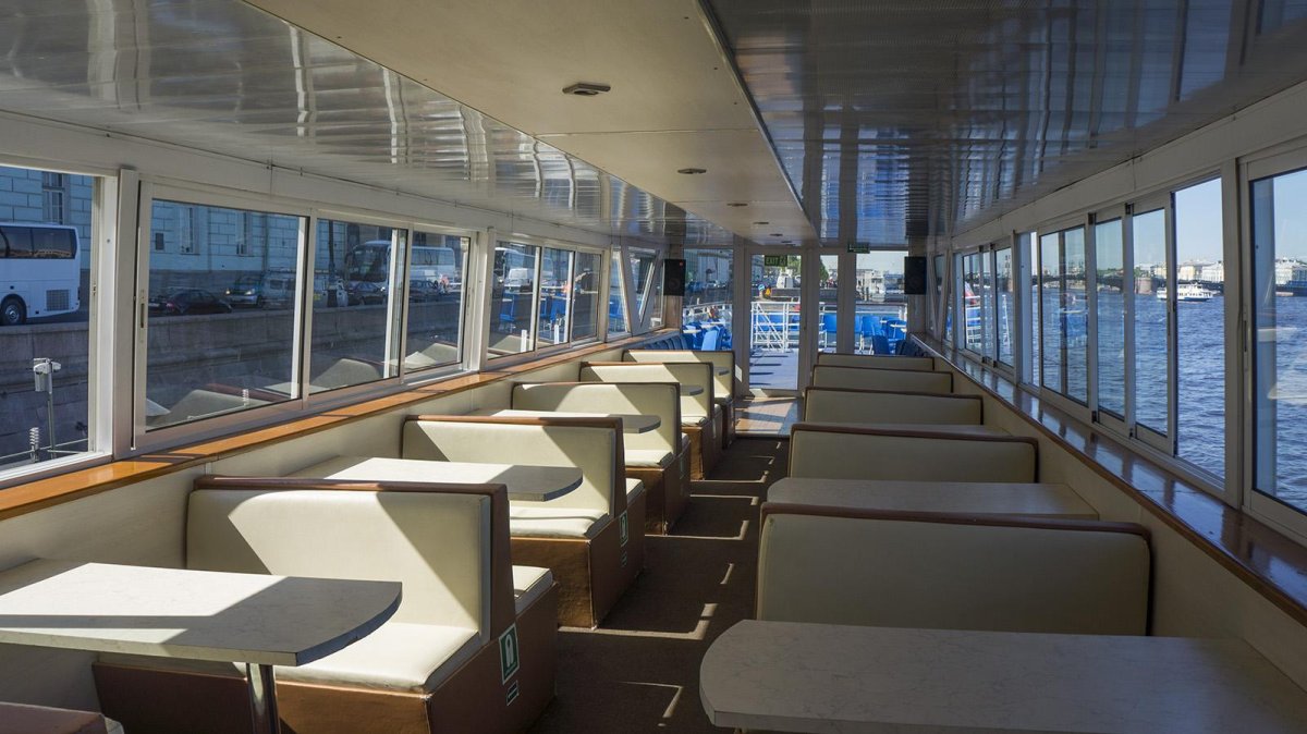 Валдай теплоход