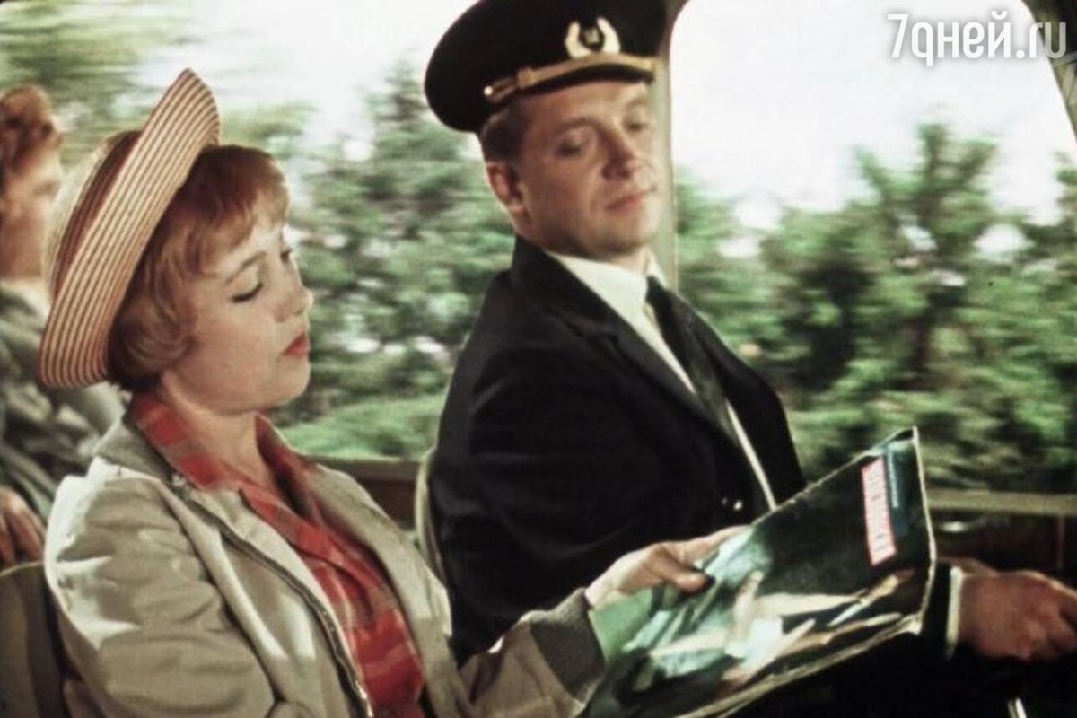 Королева бензоколонки фильм 1962 Румянцева