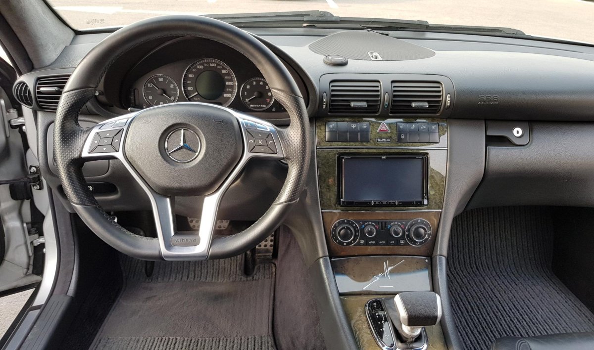Mercedes w203 салон