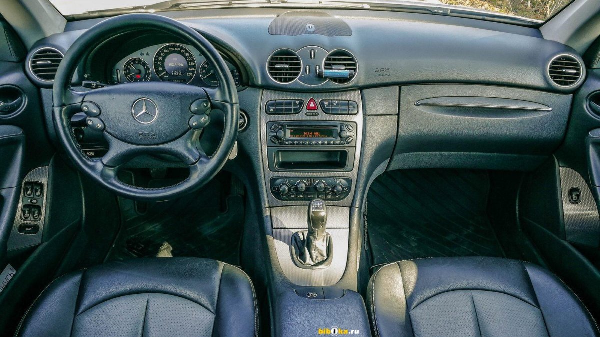 Mercedes-Benz CLK-class w209 салон