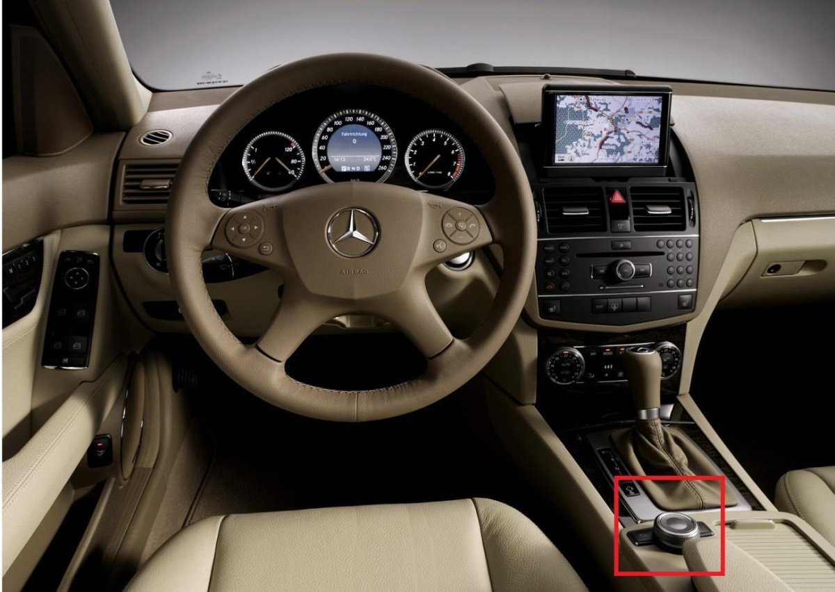 Mercedes Benz c class w204 салон