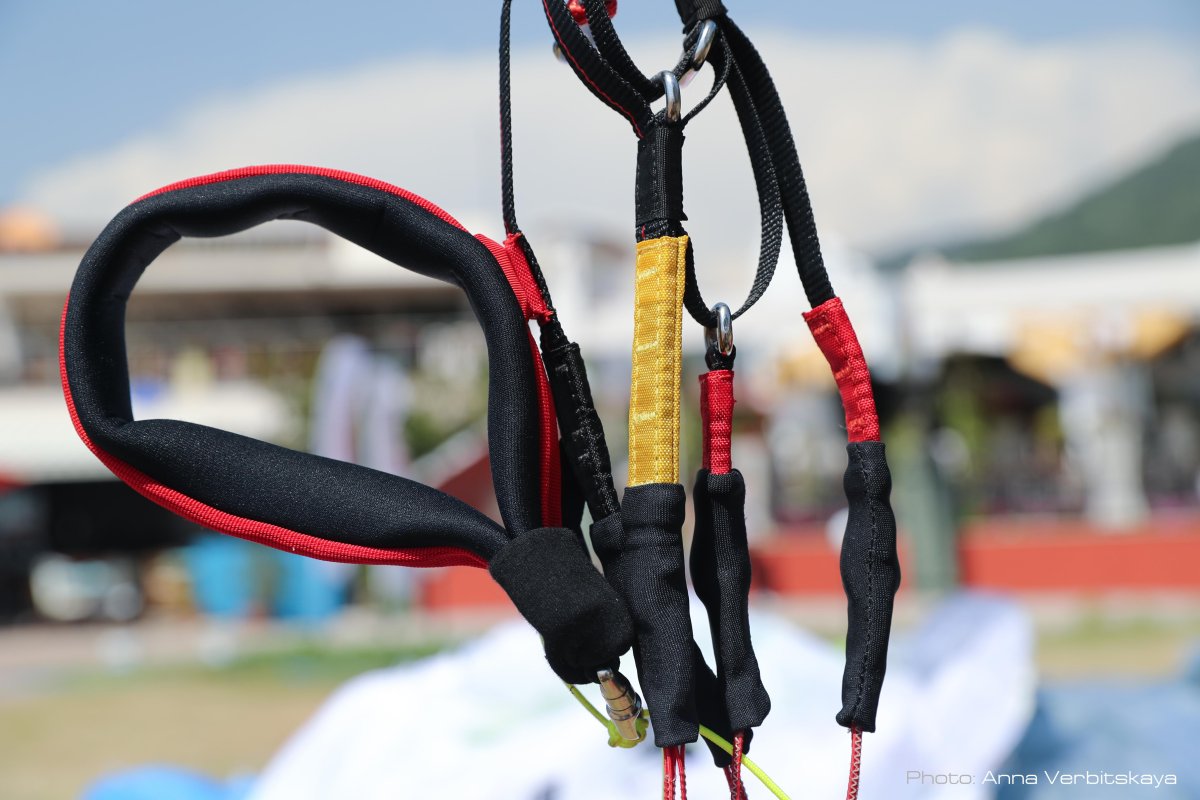 Отцепка Парапланерная с разгонниками Paraavis