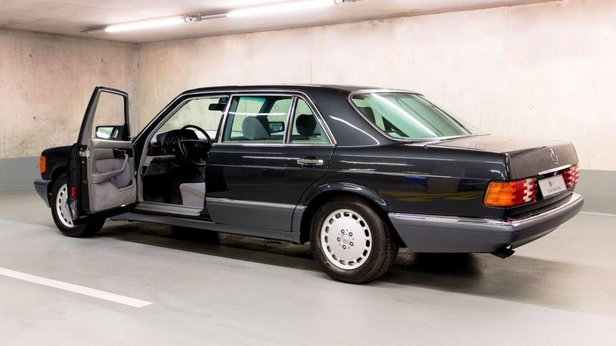 Mercedes-Benz w126 560 sel