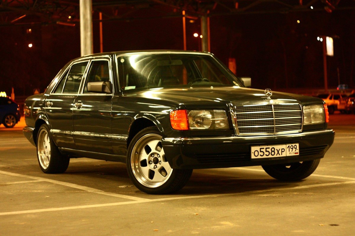 Мерседес Бенц w126