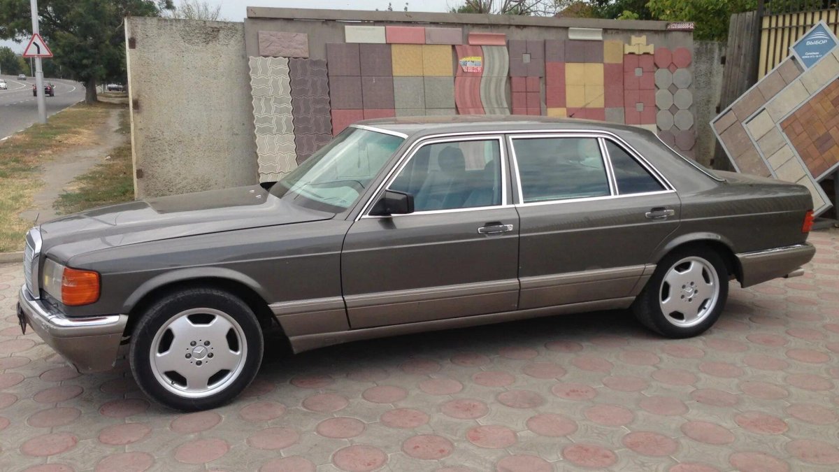 Мерседес 126