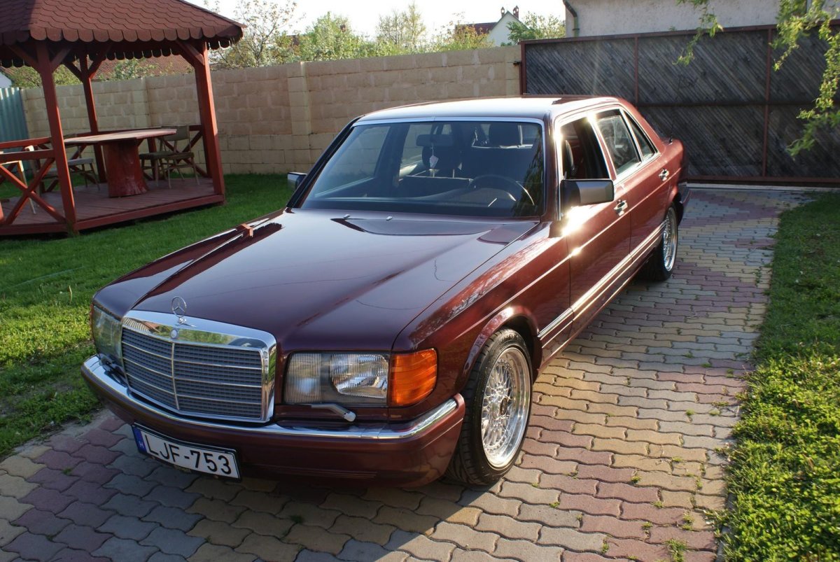 Мерседес 560 sel 126 кузов