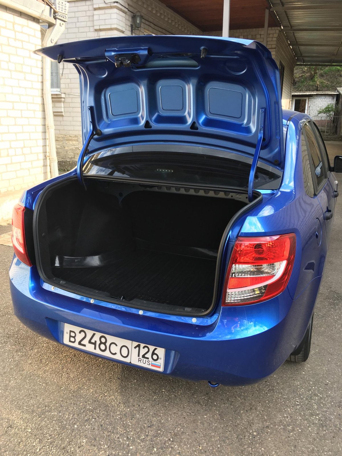 Лада Гранта 2 багажник