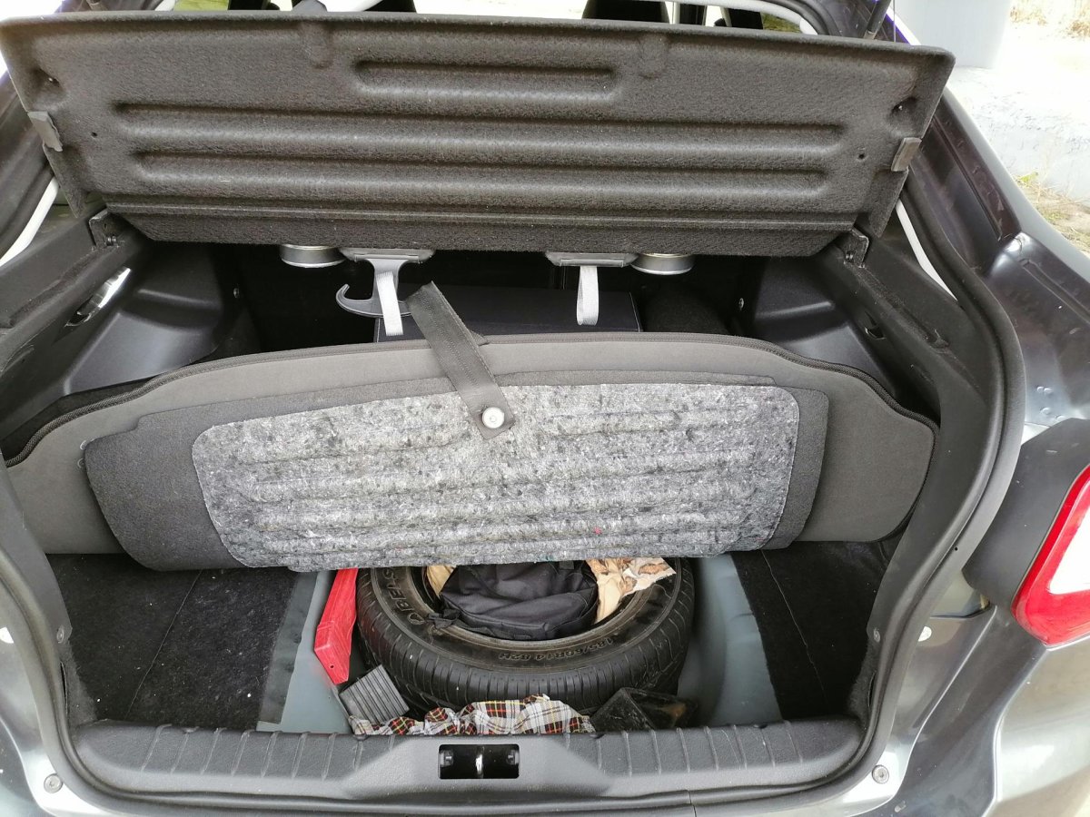 Лада Гранта 2022 багажник