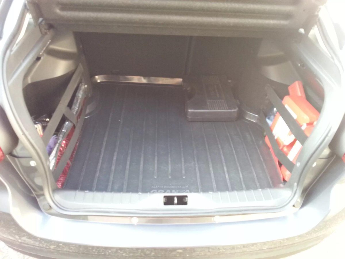 Фальшпол Гранта лифтбек