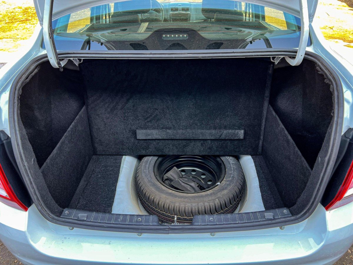 Багажник Лада Гранта седан 2023