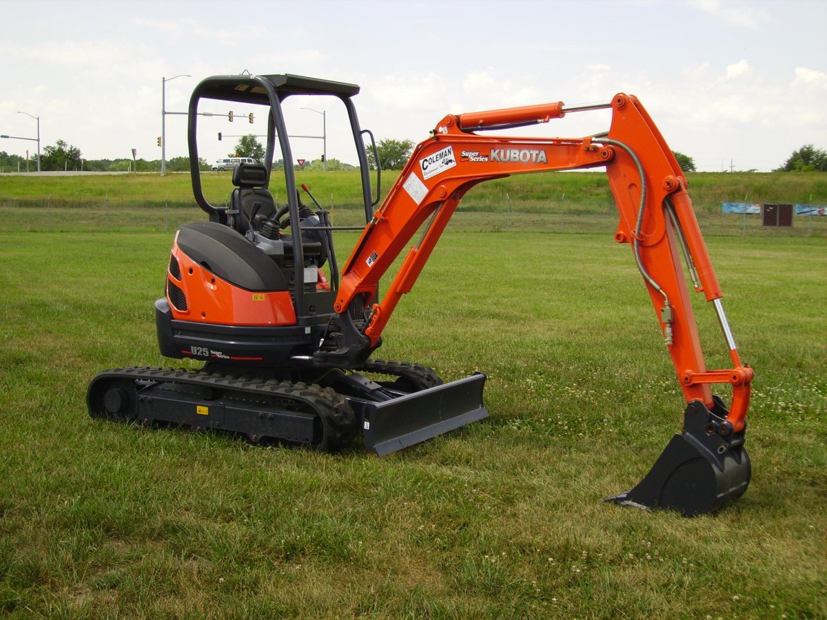 Кубота 505 мини экскаватор