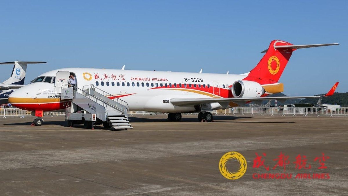 Comac arj21