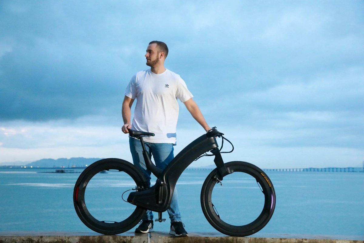 Beno Reevo. Электровелосипед